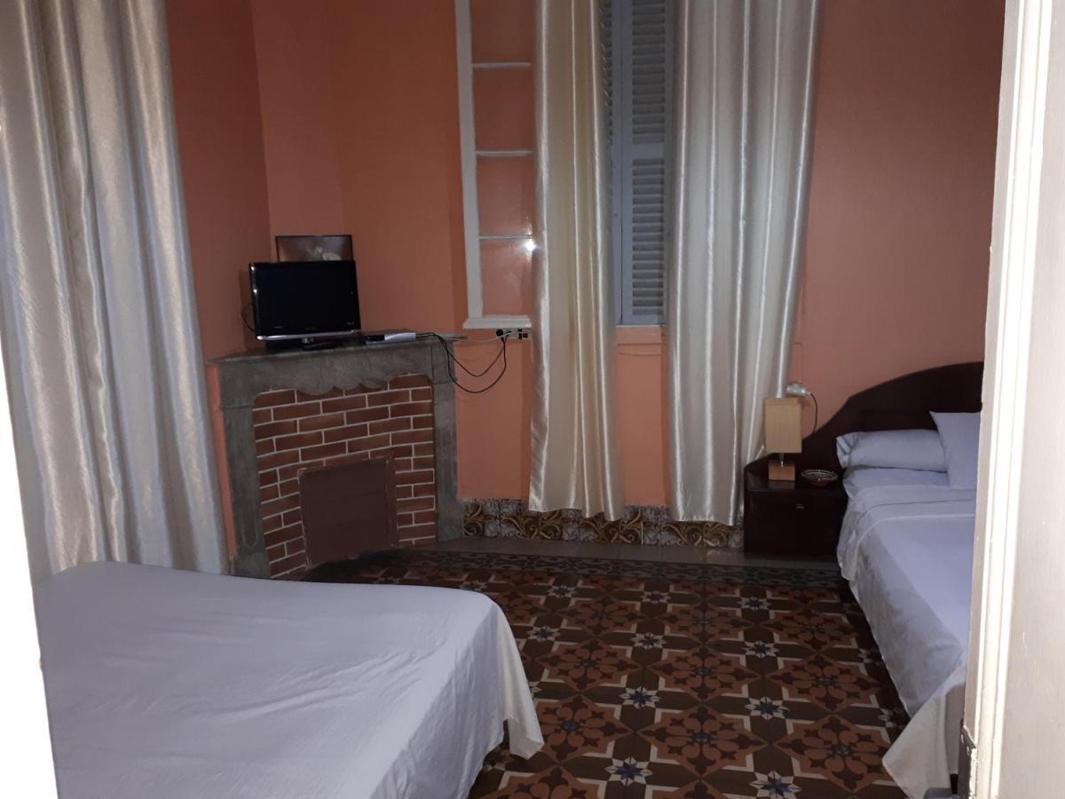 Pension Safari Tangeri Esterno foto